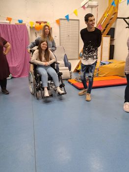 Portes ouvertes du FAM avec les élèves AS - Ensemble St Charles