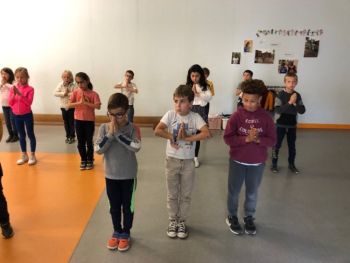 Gym chinoise avec les CE2B - Ensemble St Charles