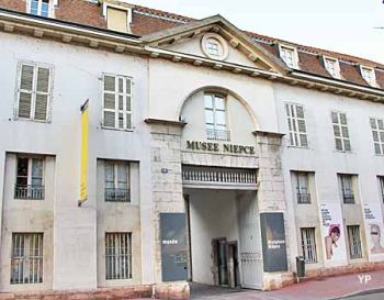 Visite au musée Nièpce - Ensemble St Charles